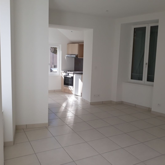  Actu'elles TRANSAC : Immeuble | SAVIGNY (69210) | 103 m2 | 245 000 € 