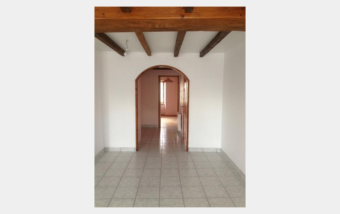 Actu'elles TRANSAC : Apartment | LONGESSAIGNE (69770) | 108 m2 | 520 € 