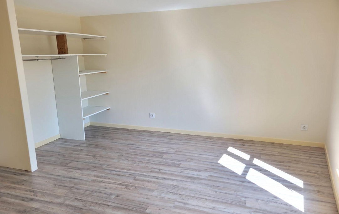 Actu'elles TRANSAC : Maison / Villa | SAIN-BEL (69210) | 76 m2 | 740 € 