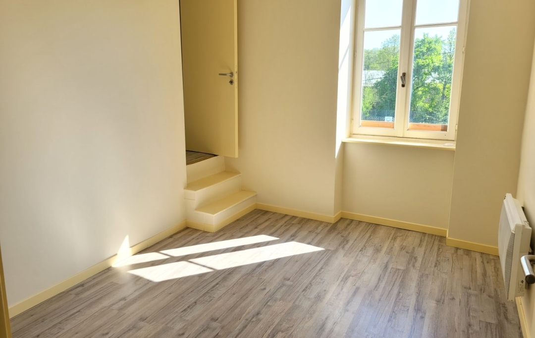 Actu'elles TRANSAC : Maison / Villa | SAIN-BEL (69210) | 76 m2 | 740 € 