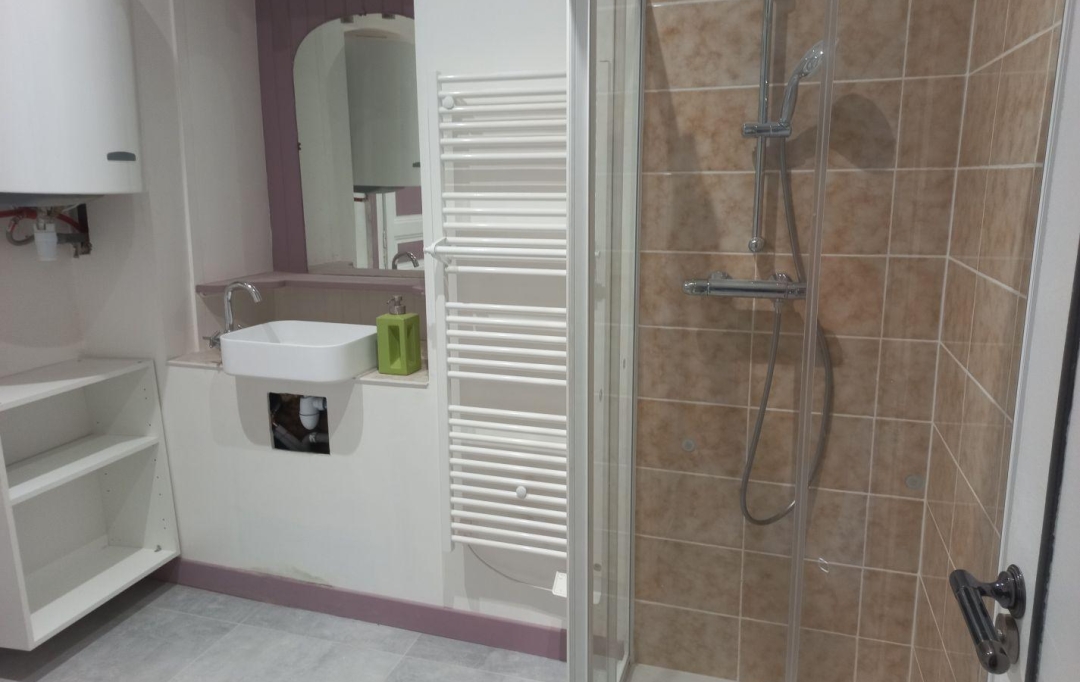 Actu'elles TRANSAC : Maison / Villa | BESSENAY (69690) | 118 m2 | 860 € 