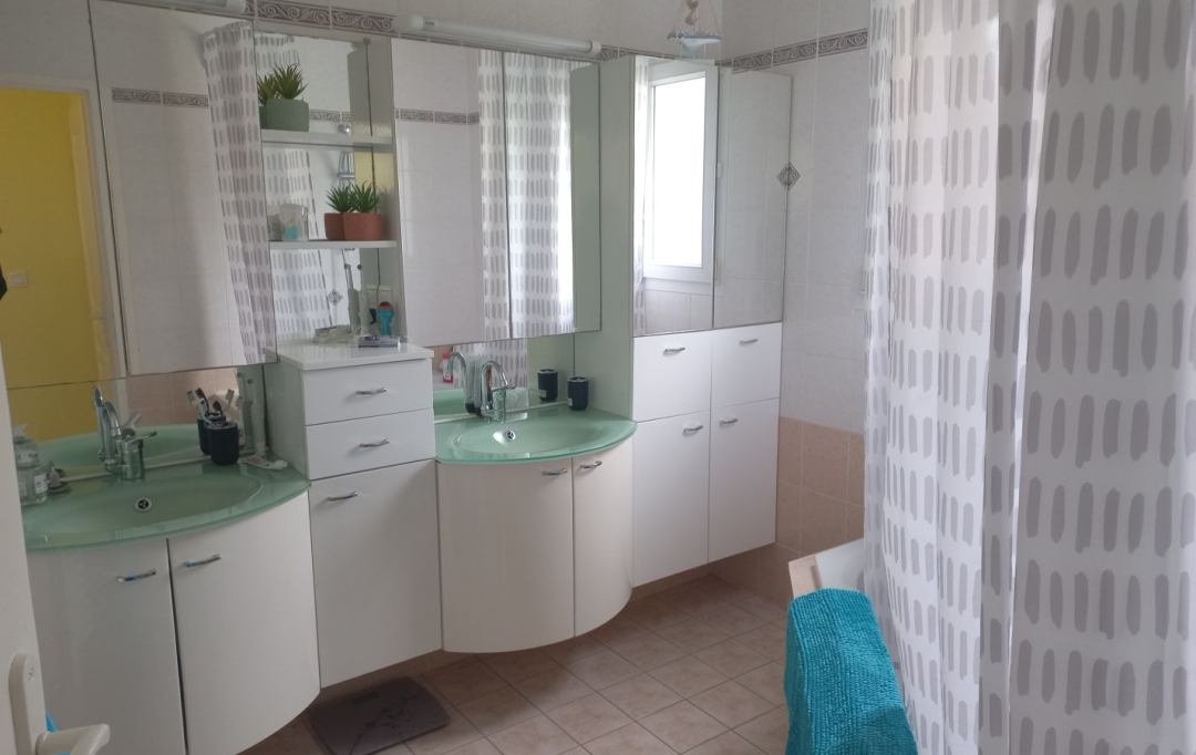 Actu'elles TRANSAC : Maison / Villa | MEYS (69610) | 139 m2 | 1 100 € 