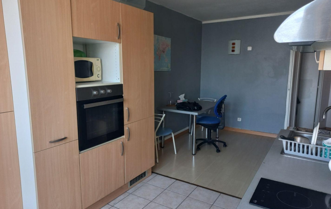 Actu'elles TRANSAC : Appartement | LYON (69008) | 78 m2 | 184 000 € 