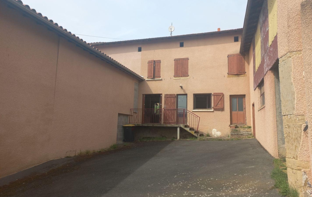 Actu'elles TRANSAC : House | BESSENAY (69690) | 131 m2 | 220 000 € 