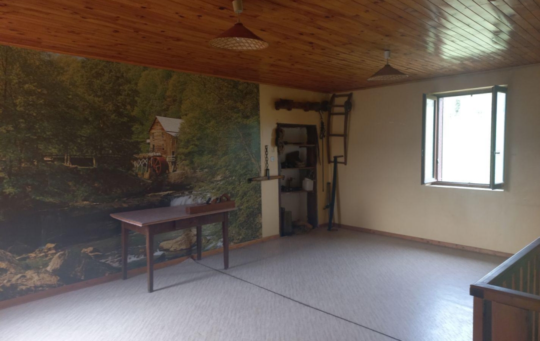 Actu'elles TRANSAC : Maison / Villa | BESSENAY (69690) | 131 m2 | 250 000 € 