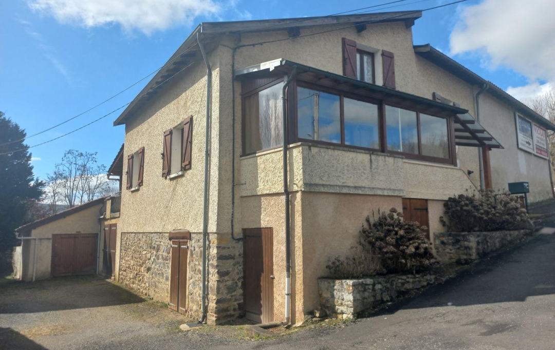 Actu'elles TRANSAC : House | BESSENAY (69690) | 84 m2 | 220 000 € 