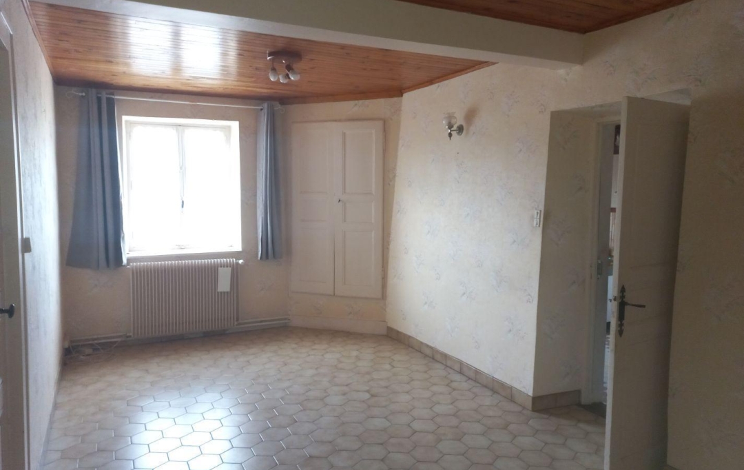 Actu'elles TRANSAC : House | BESSENAY (69690) | 63 m2 | 156 000 € 