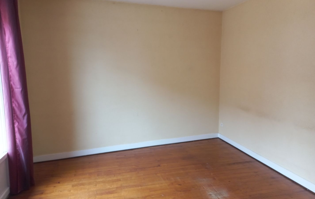 Actu'elles TRANSAC : Immeuble | LA TOUR-DE-SALVAGNY (69890) | 162 m2 | 550 000 € 