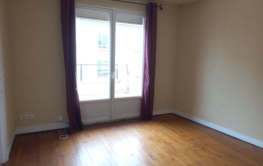 Actu'elles TRANSAC : Immeuble | LA TOUR-DE-SALVAGNY (69890) | 162 m2 | 550 000 € 