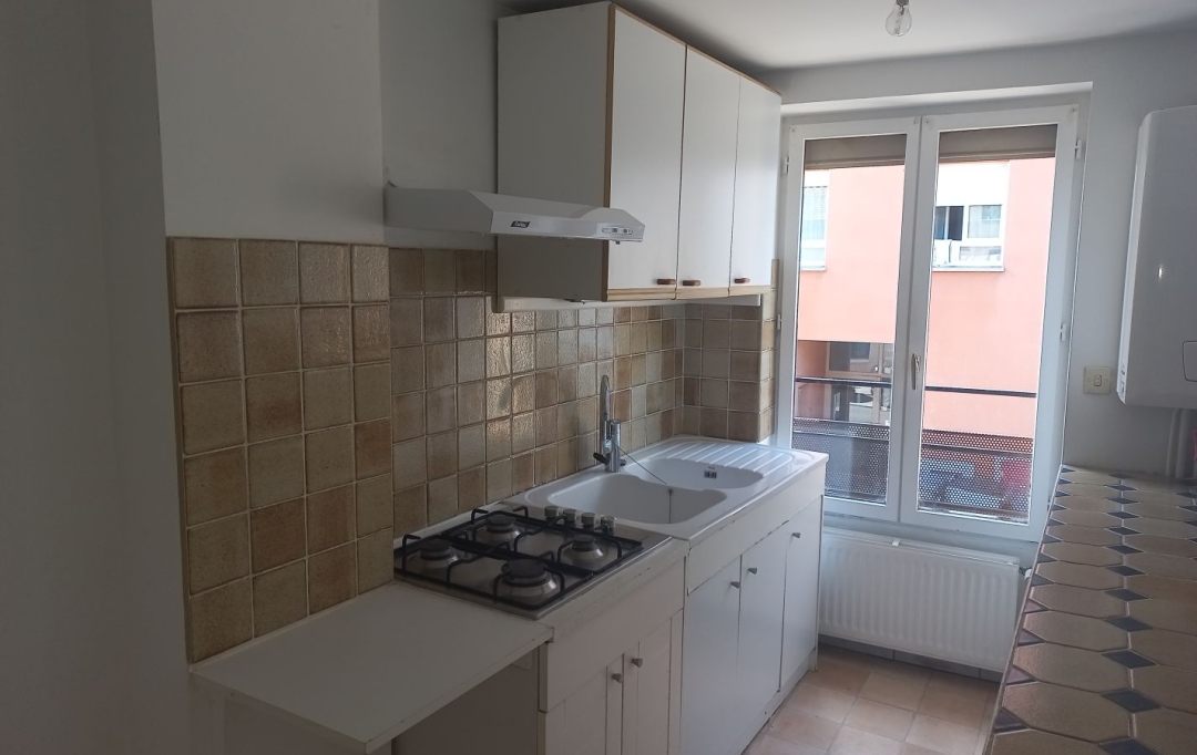 Actu'elles TRANSAC : Immeuble | LA TOUR-DE-SALVAGNY (69890) | 162 m2 | 550 000 € 