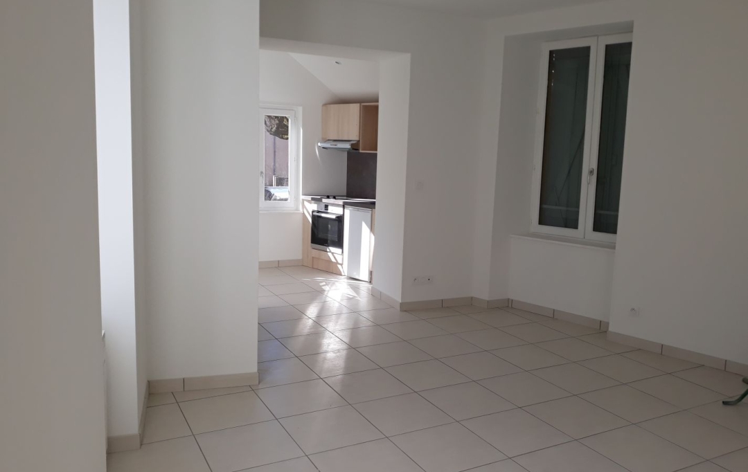Actu'elles TRANSAC : Immeuble | SAVIGNY (69210) | 103 m2 | 245 000 € 