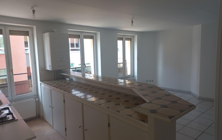 Actu'elles TRANSAC : Appartement | LA TOUR-DE-SALVAGNY (69890) | 46 m2 | 540 € 