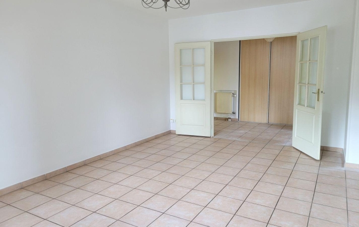 Appartement P3 SAIN-BEL 73 m2 750 € Appartement P3 SAIN-BEL 73 m2 750 €