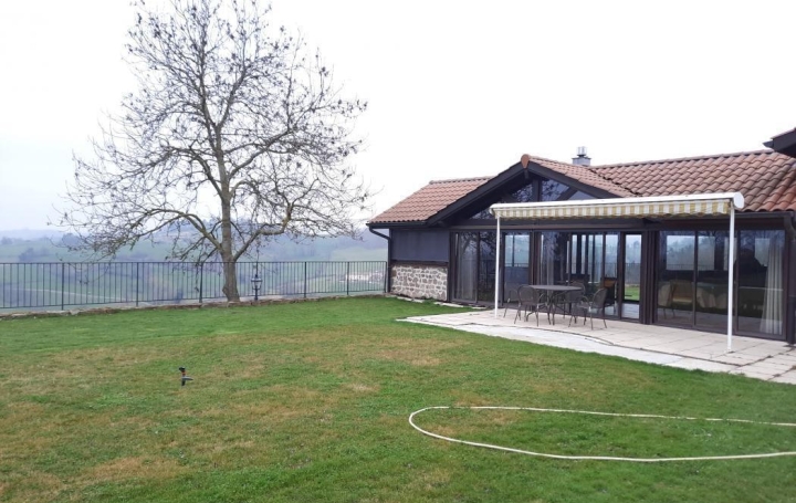 Actu'elles TRANSAC : Maison / Villa | CHAMBOST-LONGESSAIGNE (69770) | 294 m2 | 480 000 € 