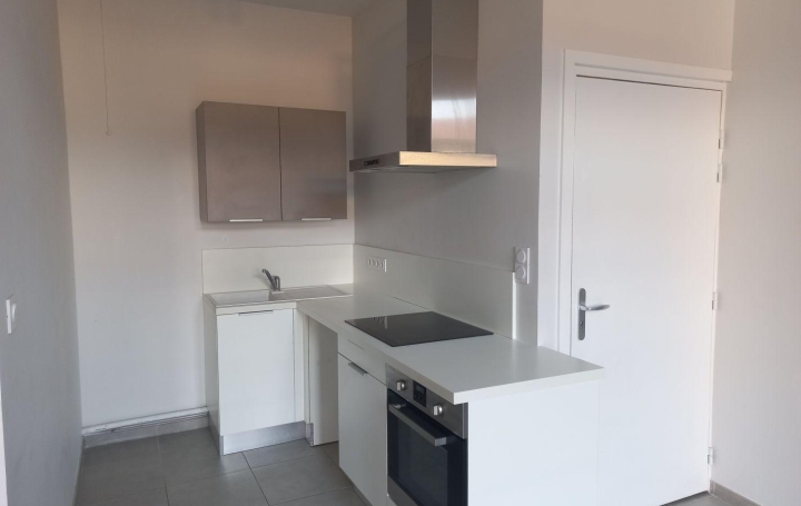 Appartement P3 L'ARBRESLE 64 m2 199 000 € Appartement P3 L'ARBRESLE 64 m2 199 000 €