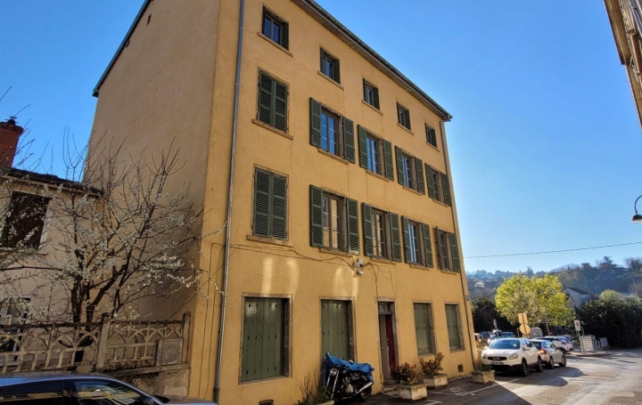 L'ARBRESLE 50 m2 59 400 € L'ARBRESLE 50 m2 59 400 €