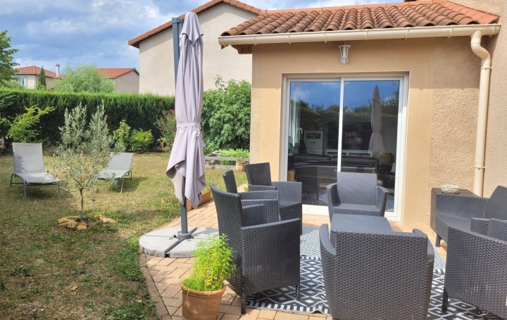 Maison L'ARBRESLE 130 m2 395 000 € Maison L'ARBRESLE 130 m2 395 000 €