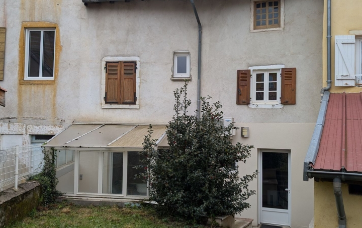 Maison de village BESSENAY 89 m2 210 000 € Maison de village BESSENAY 89 m2 210 000 €
